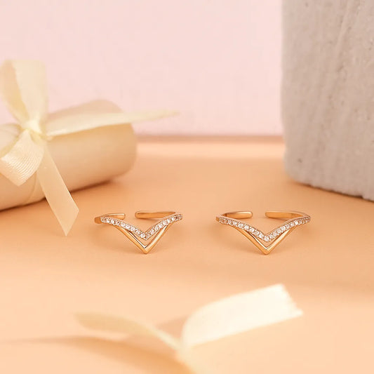 V-Curve Sparkle 925 Silver Adjustable Toe Ring
