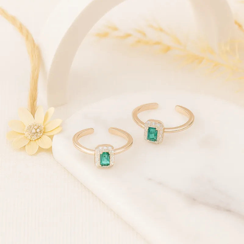 Emerald Glow 925 Silver Adjustable Rose Gold Toe Ring