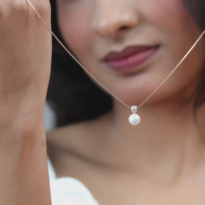 Luna Pearl Drop Necklace - 925 Silver