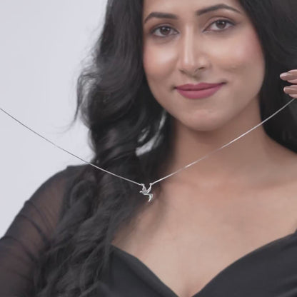 Graceful 925 Silver Soaring Swallow Adjustable Pendant Necklace