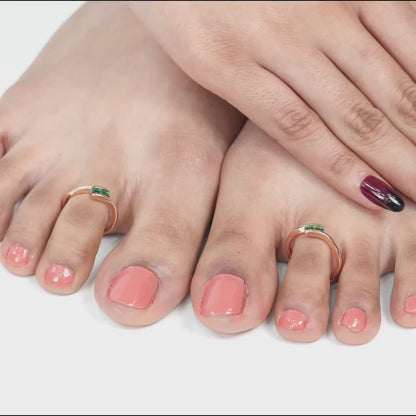 Emerald Curve 925 Silver Adjustable Toe Ring